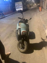 دراجه بوليسي ماكس بيه بس كابريته وكلجات عطلانه السعر 350الف وبيه مجال ...