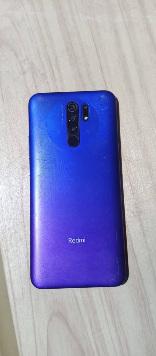 السلام عليكم موبايل للبيع ذاكره 64 الجهاز وضع الشركه بس فطر زغير بالشاشه السعر 80اوبيه مجال الاستفسار ***********
