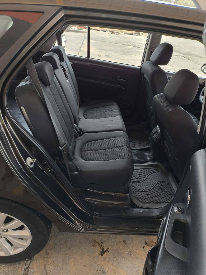 سلام عليكم سياره كيا رندو سياره كلش
نضيفه وجاهزه من كلشي مديل 2012 رقم بغداد 
السعر 115وبيه مجال اتصال ***********
