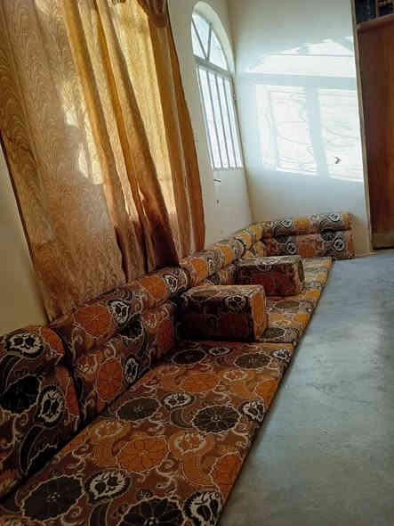 طخم مستعمل السعر 350 الف للاتصال ***********/***********
