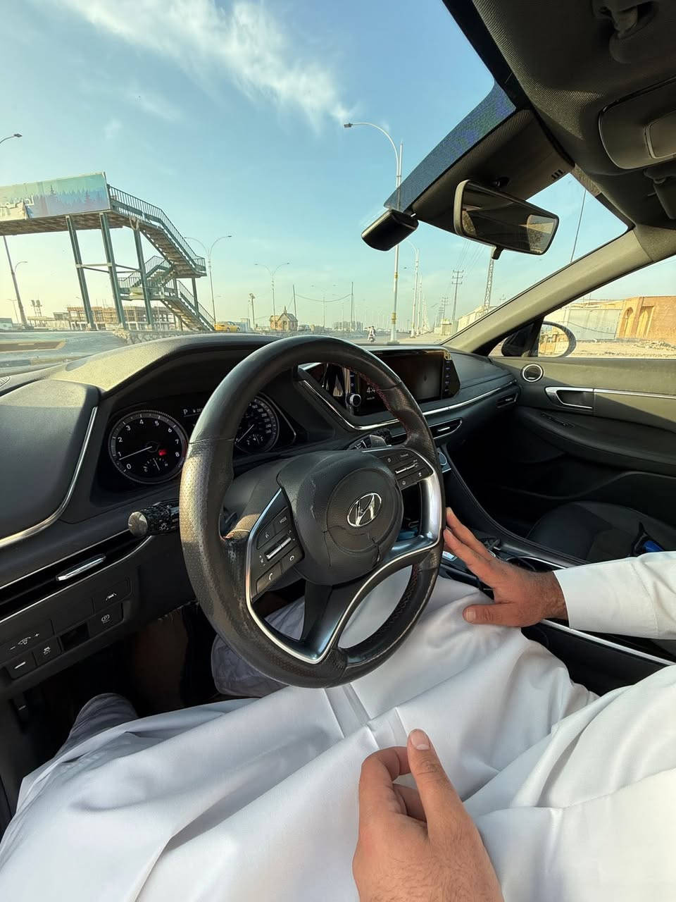 السلام عليكم

SONATA LIMTED 2023

محرك 1600تيربو فول مواصفات فتحة بنروما
سستم الصوت BOSS
فقط اريباك ستيرن
بارد بسيط بلجاملغ الخلفي 
 حادثة مرفوق بلصور فقط بنيد تبديل 
تخم تاير جديد
رقم معوقين بأسمنة
مكان السيارة. السماوة
السعر 185 وبية مجال بسيط 
للتواصل ع  الرقم ***********
