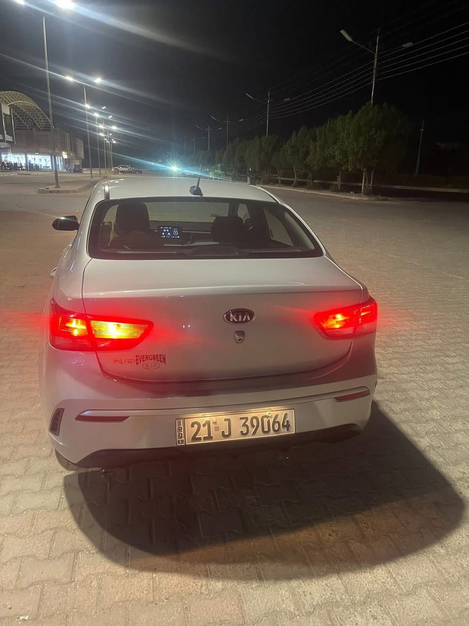 كيا ريو ٢٠٢١ ضرر كلير بنيد وكلير وبارد نفس الجاملغ ماشيه ٥٧ الف ميل الباقي مكفول السعر ١٢٠ ***********
