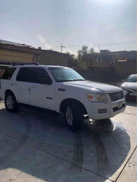 فورد ئيكس پلوره موديل 2008نمونه له جواني هيچي پيوه نيه و پاشوپيشي كه پس گير مه كينه به شه رت بوزانياري زياتر📞*********** بشدار
