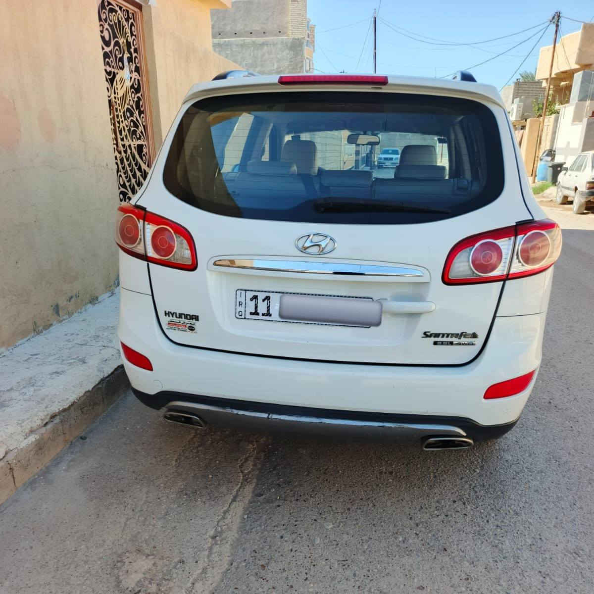 سلام عليكم 
سنتافي موديل ٢٠١٢
 محرك 6
7 راكب
ماشيه 124 ألف 
 شركه العامه  
سعر165 
رقم الهاتف ***********
