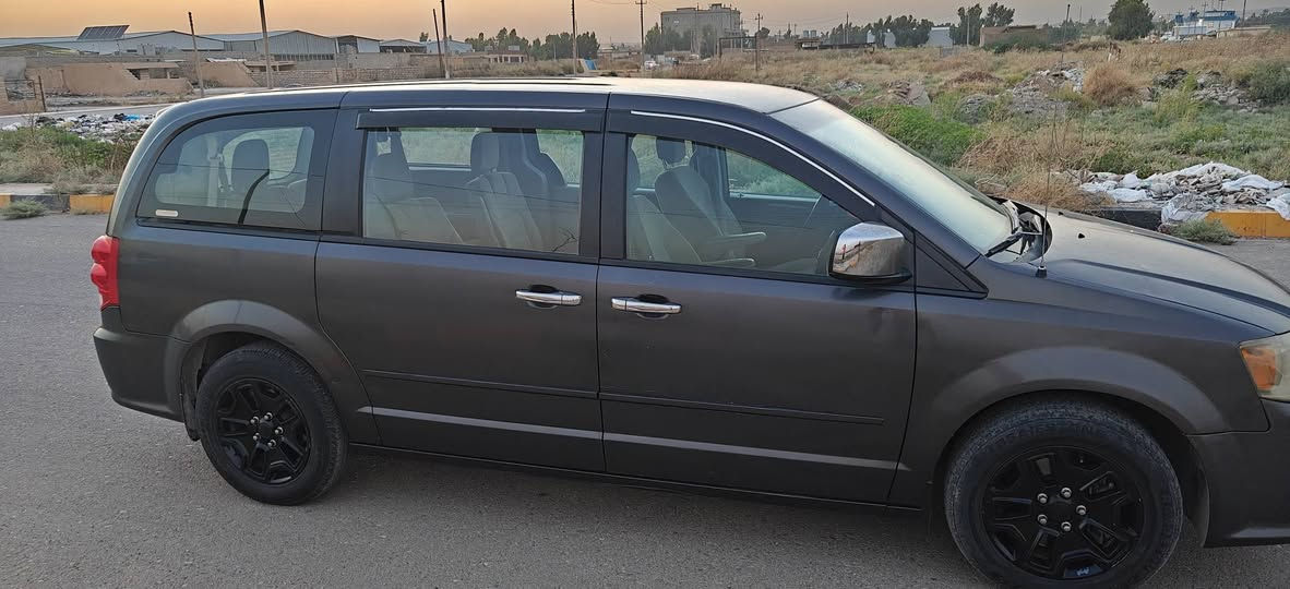 سلام عليكم
دوج كرفان موديل 17 مواصفات نص فول بيها 4 قطعة صبغ حادث سريقه  
ب امريكا سياره مال جناي اسخدام 
شخصي 
السعر 150 بيها مجال 
رقم سليمانيه 
رقم موبايل 
***********
***********
مكان نينوى تلعفر
