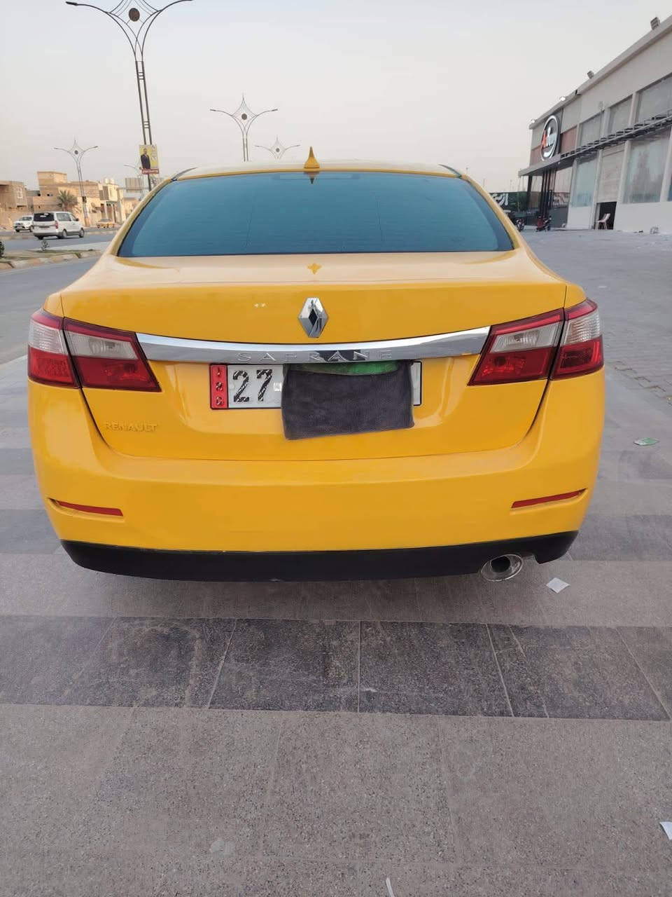 السلام عليكم شباب سيارة البيع او مراوس ريلو أدوات أدوات موديل 2011 متومه  ارقام وسنويه انكليزي ذي قار سيارة مكفوله كفاله عامه ماعدا الكصه  جاهزه مكينه2000 من كلشي السعر 43 العنوان ناصريه رقم الهاتف***********
