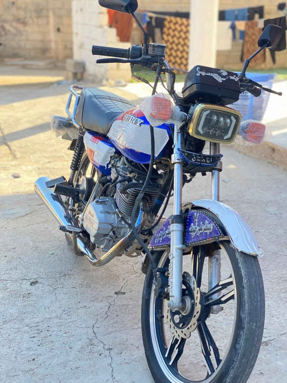 يالله دراجه ايراني موديل2020للبيع السعر475وبي مجال  محرك ما ممدود عليه صبانه المكان الرمادي جزيره البذياب هاذ رقمي للتواصل ***********مو شراي لا تعبني ولا اتعبك
