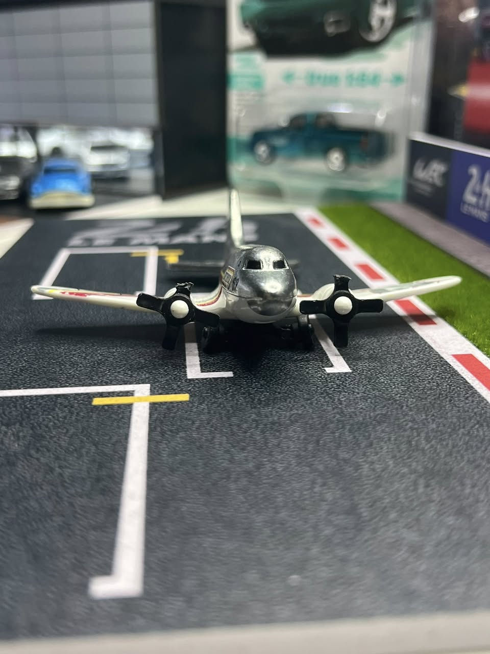 متوفر للبيع 

طياره انتاج ماجبوكس 
جميله بمعنى الكلمه


**إذا كنت صاحب هذا الإعلان وتريد حذفه لأي سبب، رجاءا أرسل رسالة إلى الدعم الفني**