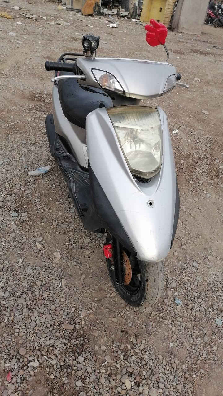 بريز لايت ناصي نكره سلف وهندر محرك ناعم لانضوح ولاتبخير كلشي بيها شغال سلف هندر كهربائيات شلع قفل جنطه وقفل ستيرن عداد سرعه وكيج بنزيج شغاله السعر ٤٠٠ شراي اتصل *********** مكاني الغزاليه
