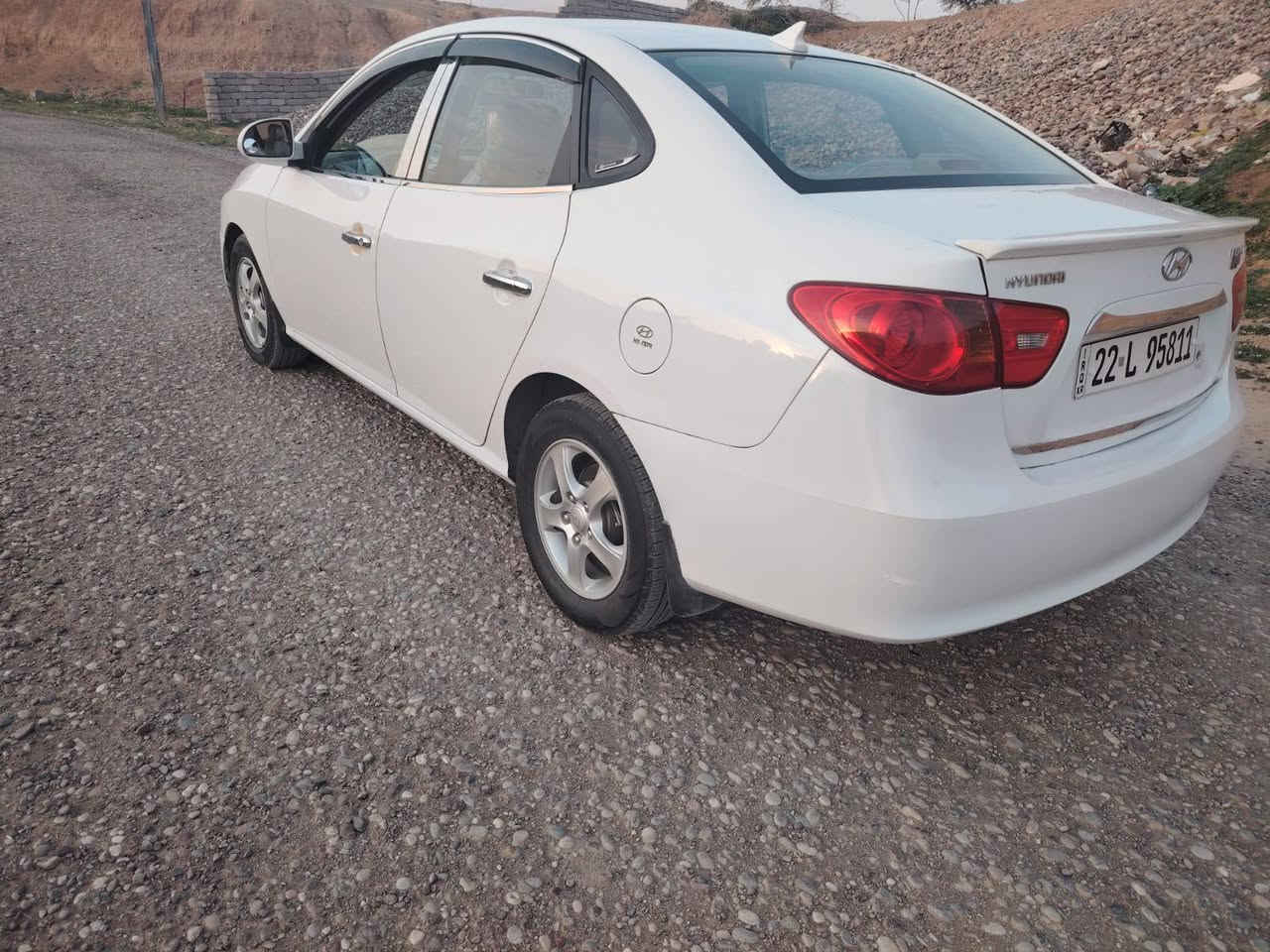 مكلف نشر سلام عليكم النتره للبيع موديل 2009 رقم اربيل سنويه تنتهي 20031 هزه جديد  محرك 20  مامفتوح  كير وتمتيك طخم تيرات جديد صدر امامي خلفي جديد تبريد ثلج سيارة جاهزة مكان سيارة شرقاط  سعر  112
***********
بدون دواخل
