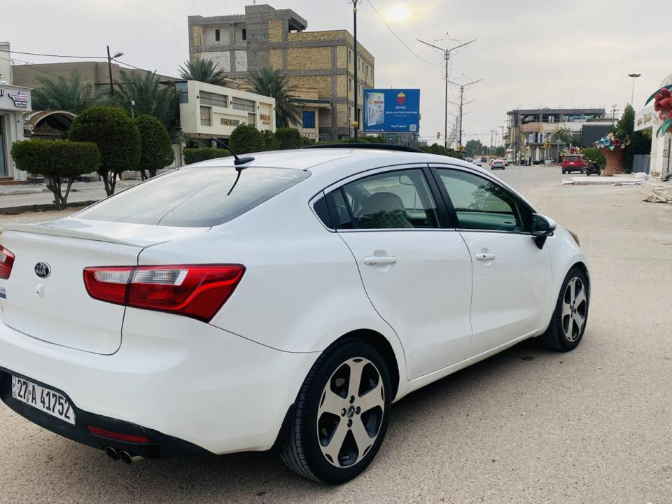 سلام عليكم كيا ريو البيع موديل 2014 سياره جاهزه فول فتحه بصمه تحكم استيرن اشاير بل مري سياره جاهز كير محرك حداديه تخم تاير تبريد كله جديد سنويه جديده هزه جديده رقم النكليزي سياره مكفوله السعر 83 وبيه مجال المكان السماوه الاستفسار ***********
