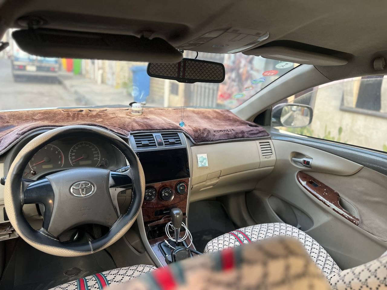 السلام عليكم البيع كورلاه 2009 خليجي سياره نضيفه صدر مامي جديد تخم تاير جديد صدر خلفي جديد بس بس مكينه تنقص السعر 110 ما متواجد على فيس رقم تلفون *********** مكان البلديات
