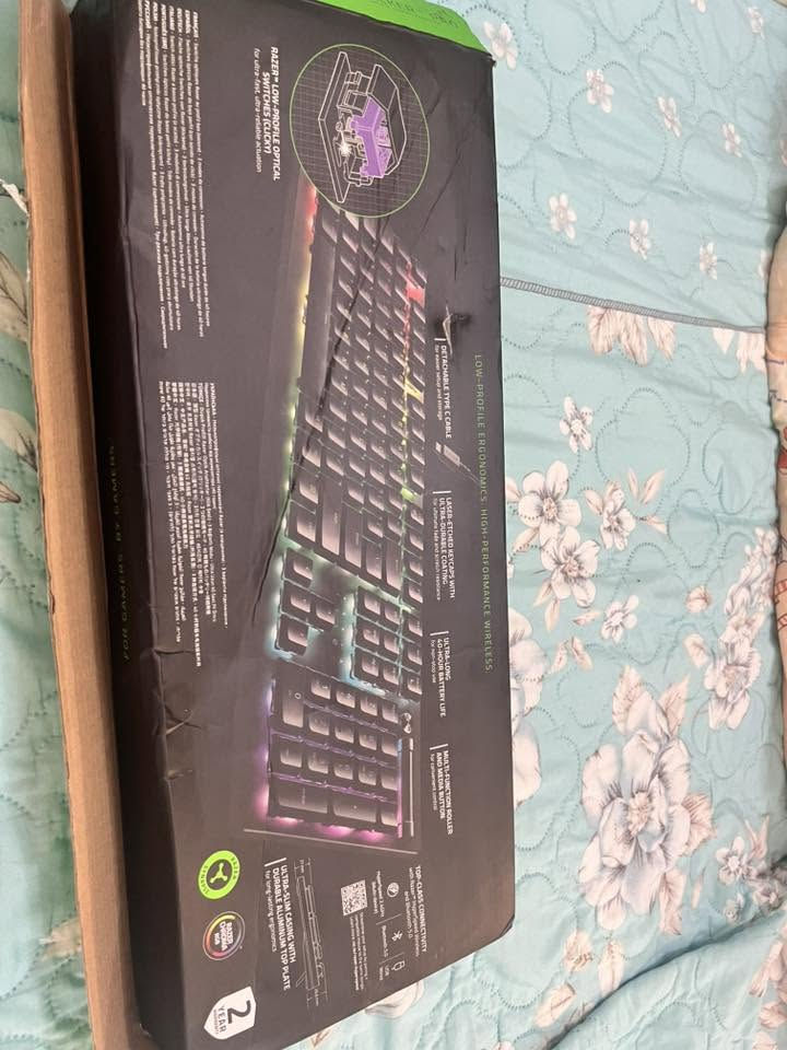 كيبورد من شركة azer DeathStalker V2 Pro للبيع للاستفسار الاتصال على هذا مراسلة الرقم ***********
