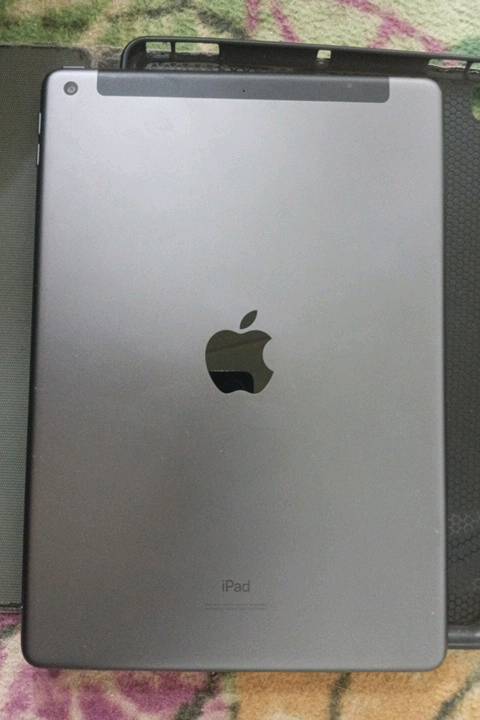 السلام عليكم ايباد 9 مابدل ولا قطعه وماداخل صيانه نظيف السعر250 عنوان البصره القبله رقم ***********