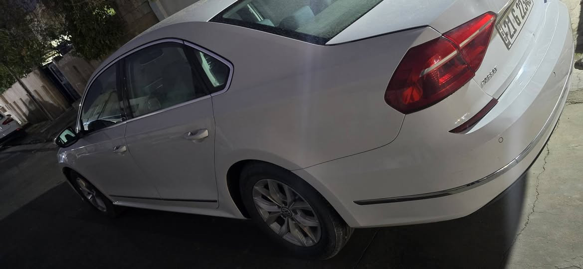 باسات خليجي ٢٠١٦ ٥سلندر خمس مواصفات ماشية١٨٠ميل كير والمحرك بشرط مامفتوح السنوية جديد ل٢٨ وبيها دفتر البنزين سعر ١٣٧ وبيها مجال ان شاء الله *********** وسونار موجود بالمنشور
