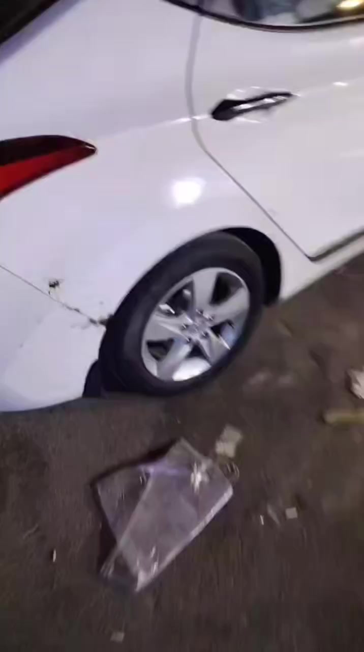 سلام عليكم الانتره خليجي مديل ١٣
سياره تحكم استيرن سياره نص فول  رقم بغداد مكينه كير مكفوالات مكينه الف 1600 دوش دغشن عالي اذا دغت دوانز رجعهه سياره بيهه بس جاملع امامي فقط تخم تاير جديد بيهه كهربايات كلهن شغاله اي نقص مابيهه ابد  سونار مرفق بل منشور سعر  (105 مكاني بغداد حي العامل واذ اكو مراوس كورله هايبرد اراوس ((( نضافتهه نفس بل فيديو


**إذا كنت صاحب هذا الإعلان وتريد حذفه لأي سبب، رجاءا أرسل رسالة إلى الدعم الفني**