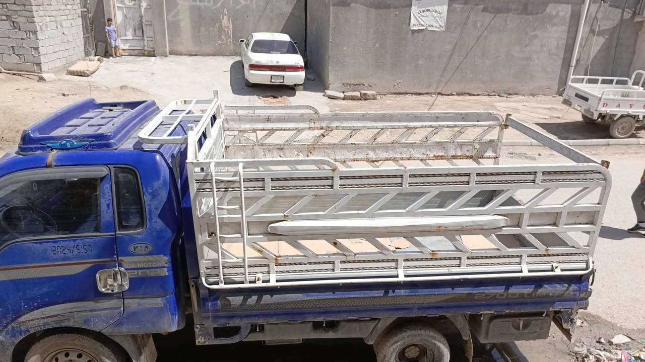 سلام كيه حمل موديل 2006للبيع سياره جاهز مانقصه اي شي مكفوله اصوليات وعيب شرعي مكينه 3000مفتوح السعر 72وبيه مجال بسيط مكان ناصريه مركز ***********
