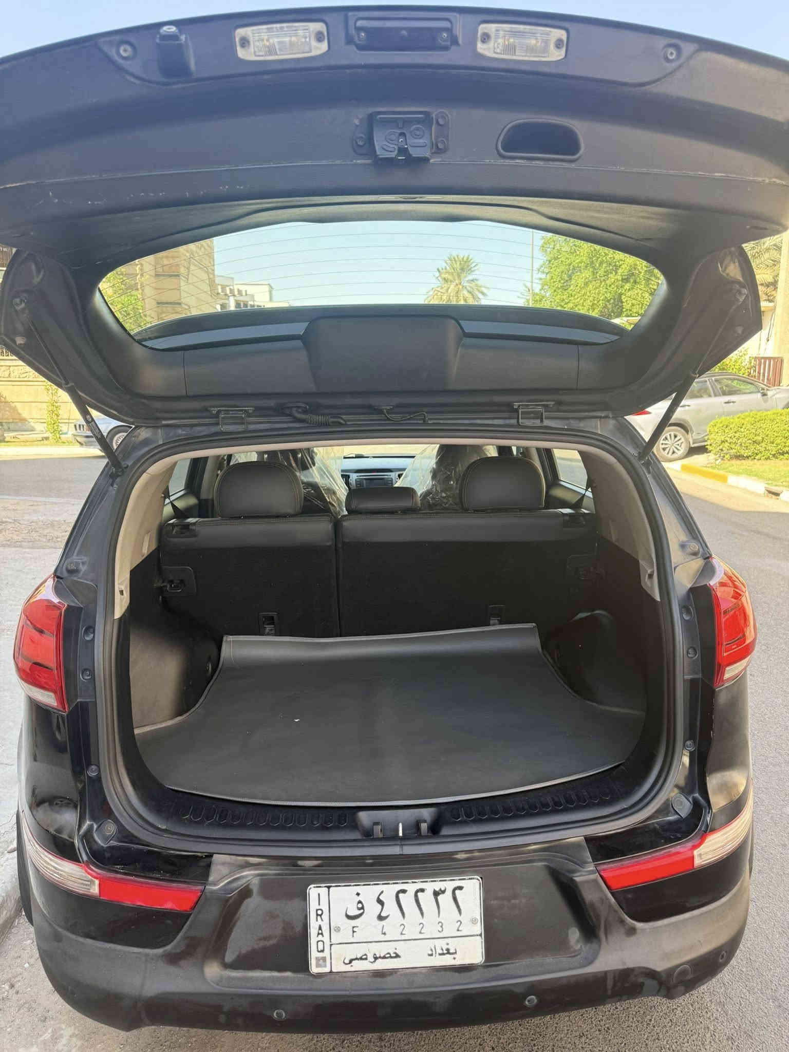 كيا سبورتج فول الايراني محرك 2400 موديل 2014
السلام عليكم
للبيع كيا سبورتج محرك2400 لون اسود موديل 2014 اعلى
فئه الايرانيه
المواصفات
1_كشنات جلد تدفئه تبريد كرسي السائق فول كهرباء
2_سستم ايرباك راكب وسائق وبرده وكشنات
3_فل تحكم ستيرن ودمام خلفي وتبريد بيانو
4_اتو ويل درايف ومانع انزلاق وانحدار abs اعلى فئه وارد خليجي على ايدي قطعتين تبريد
5_ سقف بانوراما قطعتين
6_ بصمه
السياره مجفت محرك ستاندر وكلشي اصلي وعل فحص ومبدل بنيد اثر سقوط جسم عل بنيد وعل فحص البجم كله بلادي فقط بنيد بدلته بلادي نفس اللون والكشر بي نكرشه وبعض المكانات بارد فقط السياره كلشي مناقصه فلس ماتصرف عليه وعلى ايدي شوفه عينكم ماشيه 109 حقيقي بأسمي بولشته وكحلته كامله مكمله رقمه بغداد مشروع وطني
رايده ب155 ورقه وبيه مجال بسيط
رقمي ***********
