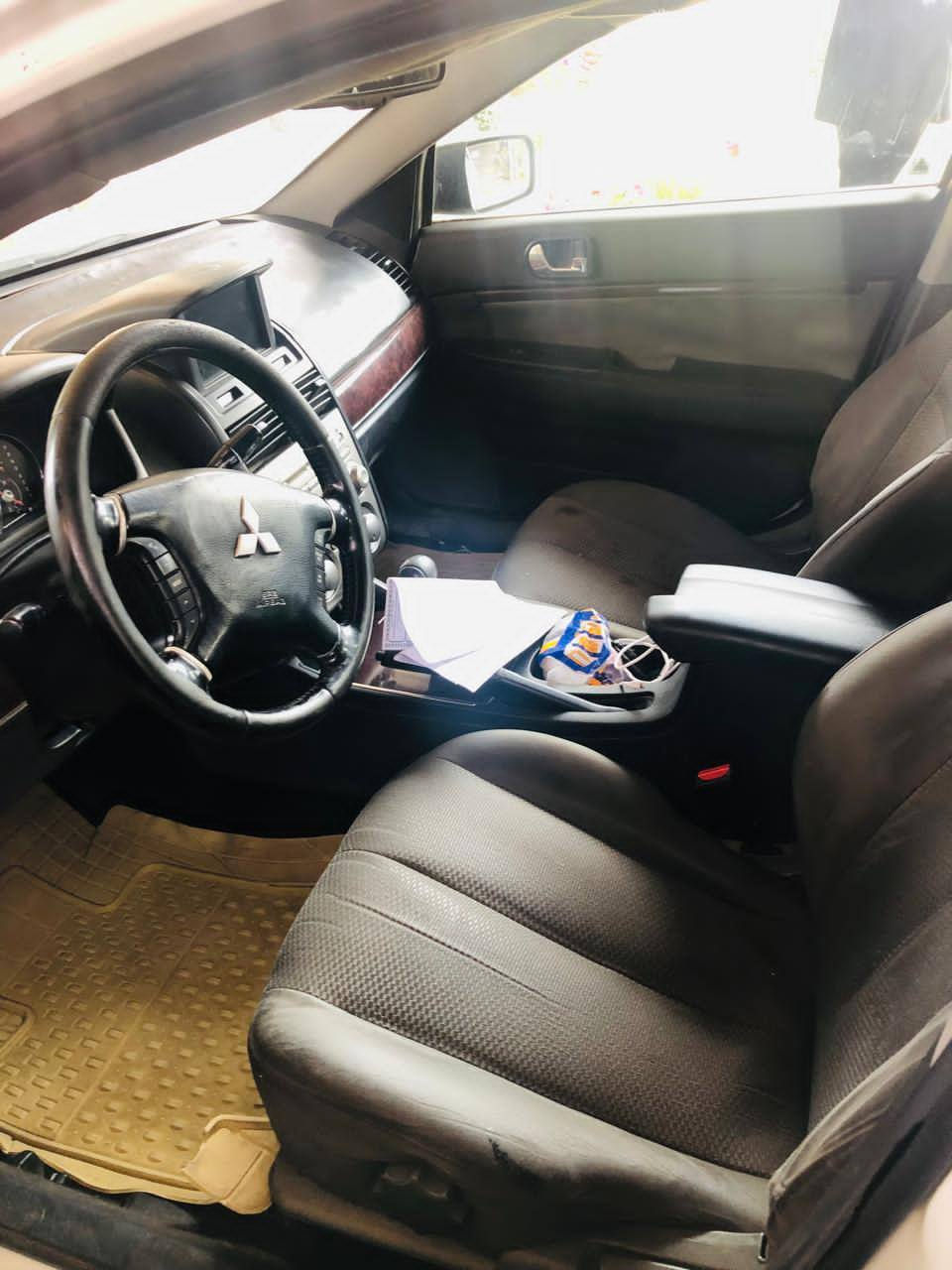 السلام عليكم ورحمة الله وبركاته للبيع متسيوبيشي كلنت 2011  شركه طريق الاقواس سياره فول مواصفات وسياره نظيفه خير من الله
السعر 52 وبيها مجال
***********
