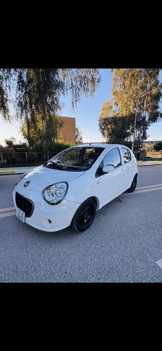 باندا 2013
رقم بغداد انكليزي
بيها هزتين مرور
كير اوتو 
بيها جاملغين صبغ وباب للجماليه فقط  
جاهزه من كلشي
مكينه
كير
حداد
تخم تاير 
تبريد 
شاشه 
كامره
ملاحظه  // مكان السياره كربلاء  والتحويل بغداد 

سعرها 52 وبها مجال للشراي


**إذا كنت صاحب هذا الإعلان وتريد حذفه لأي سبب، رجاءا أرسل رسالة إلى الدعم الفني**