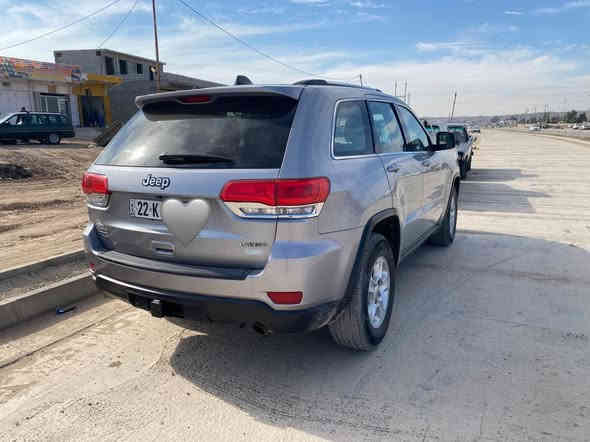 سلام عليكم للبيع جيب لاريدو موديل 2014 كلين  كير محرك بشرط تخم تاير جديد رقم اربيل تحويل مباشر رقم سنويه هزه  جديد سعر 225 وبيه مجال للطيبين مكان ديالى جلولاء لاستفسار اتصل ***********
