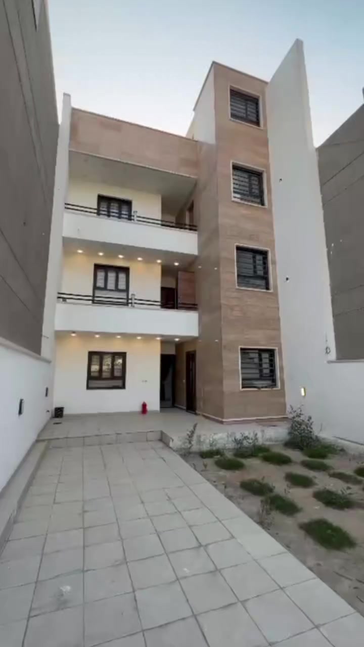 🔥 فرصة للإيجار في المنصور 🔥
متوفر شقة  طابق أرضي وشقة طابق أول
شقق مفروشة بالكامل أثاث مودرن ونظيفة وجاهزة للسكن فوراً.
تتكون من:
🛏 غرفتين نوم
🛋 صالة
🍽 مطبخ
🚿 حمام
📍 الموقع: المنصور
مناسبة للعوائل أو السكن الهادئ.
📞 للاستفسار ***********
(العدد محدود)
#للإيجار #المنصور #شقق_بغداد #شقق_مفروشة #عقارات_بغداد #إيجار_شقق #سكن_بغداد #شقق_المنصور
