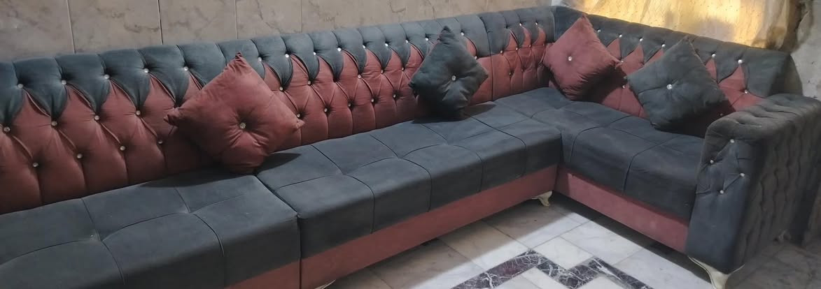 تخم ديوان 8 مقعد للبيع في بغداد السعر 350 مكان بغداد جميلة للاستفسار مراسله الرقم صاحب التخم ***********
