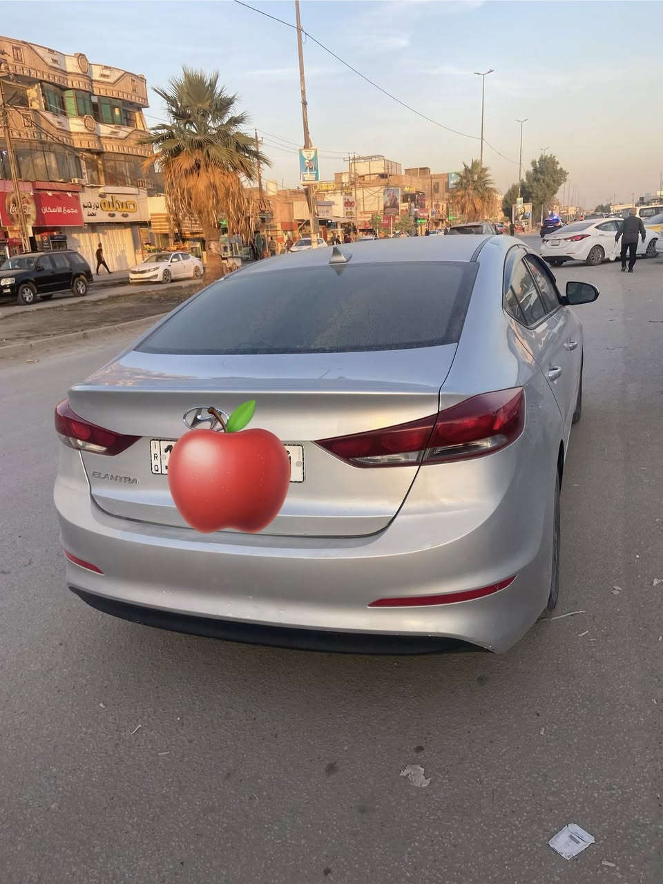 السلام عليكم النترا 18 امريكي  وصور السونار  موجود نص فول  سياره جاهزه اي نقص مابيها  رقم بابل  .. محرك 2000  مكان السيارة بابل. 
السعر 120 وبيها مجال 
للاستفسار اتصل ***********
