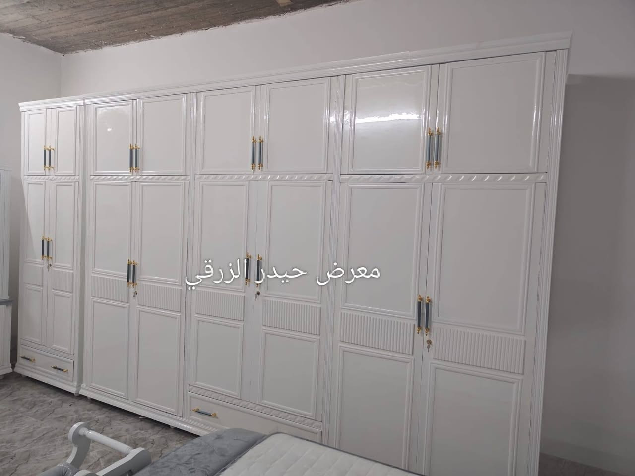 غرف نوم نقد و بالتقسيط على 18 شهر بدون مقدمة
خدمة استبدال الغرفة القديمة بغرفة جديدة مع الاتفاق على الفرق
العنوان الموصل الأيمن الصناعة القديمة اليابسات 
لمزيد من المعلومات التواصل على الرقم
*********** يوجد واتساب
المشمولين بالتقسيط جميع الموظفين والمتقاعدين وابطال الدفاع والداخلية على مصرف الرافدين
