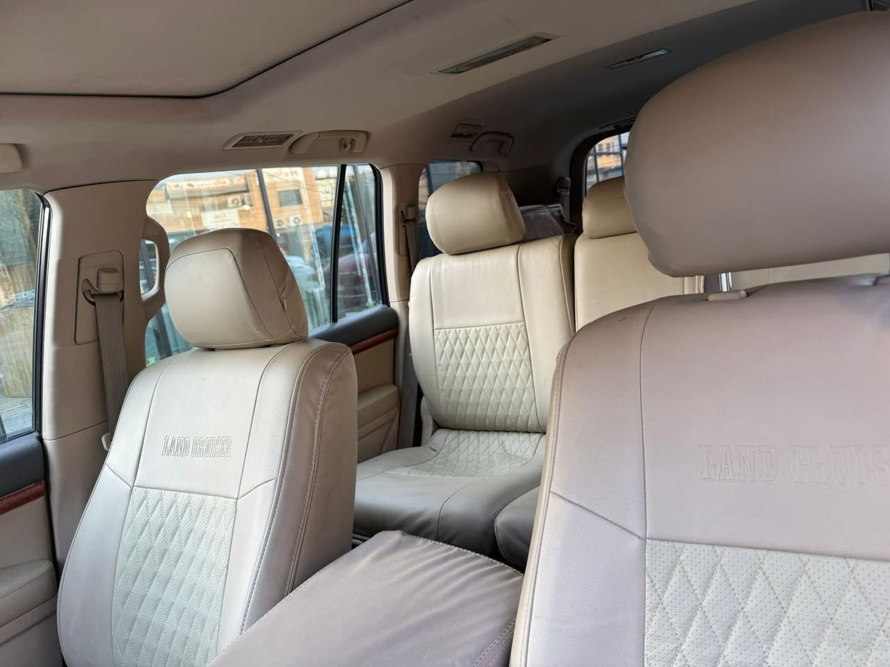 سلام عليكم لاندكروز 2014 صور السونار مرفقه           ‭0773 800 3000‬
