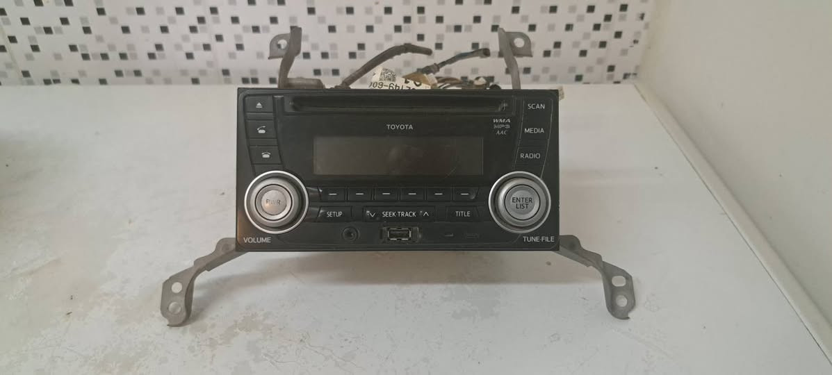 مسجل لاندكروز ٢٠١٤ اصلي
يرهم على موديلات الجوه ال١٤ ايضا 
سعره ١٠٠ دولار قفل


**إذا كنت صاحب هذا الإعلان وتريد حذفه لأي سبب، رجاءا أرسل رسالة إلى الدعم الفني**