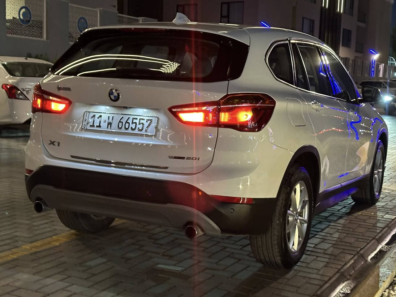 مرحبا حبايبي هاي BMW X1 خليجي السياره جديده وستعمال ا شخصي مكفوله من الحادث بس بيهة صبغ ٣ قطع مجرد رش وعندي صور الشخط قبل لا تنصبغ السياره بيهة اهواي مواصفات حلوه بس بدون فتحه 
الموديل ١٩ المشي ٩٠ السعر ١٤٥ وهاذ رقمي *********** موفق
