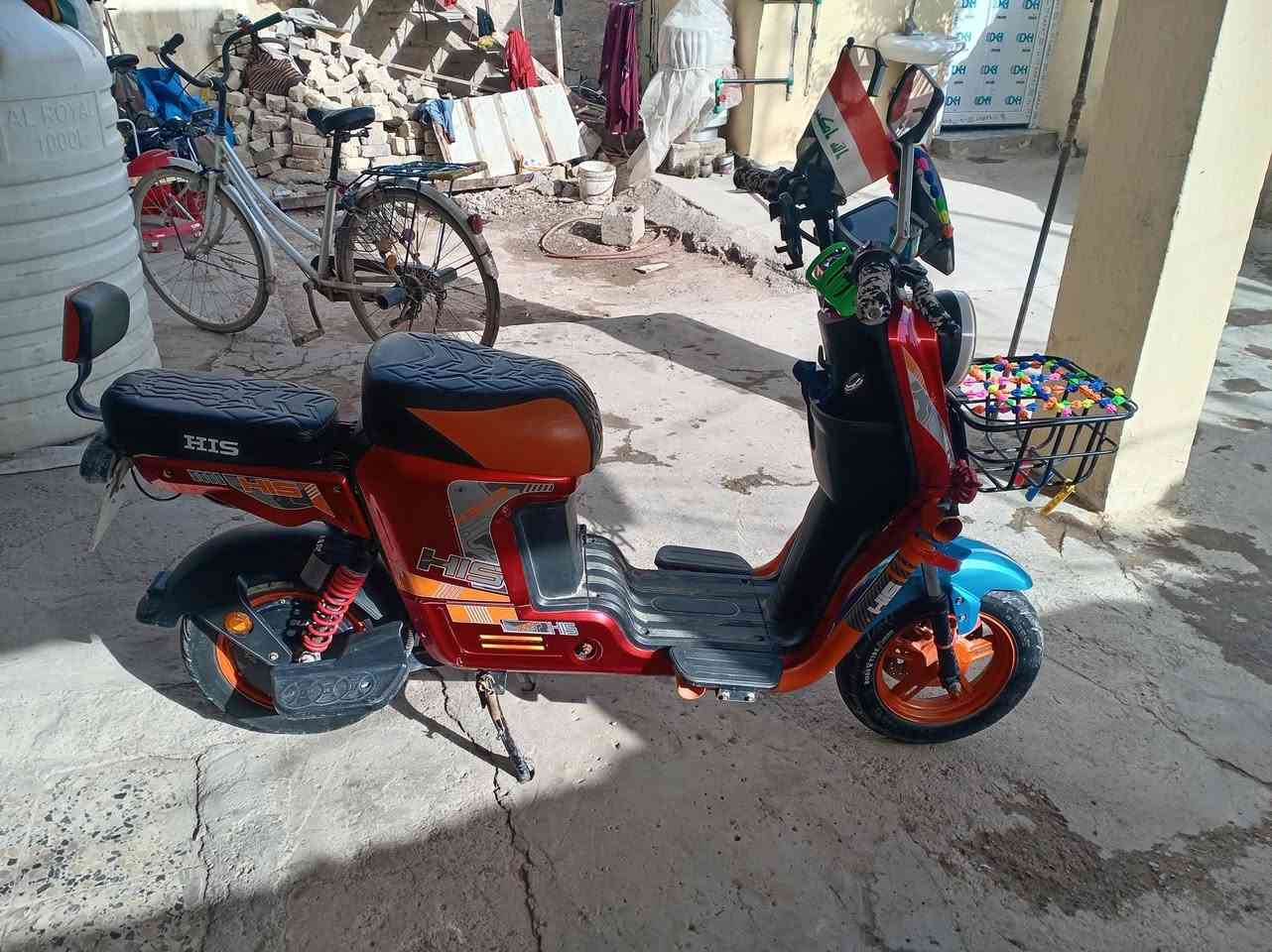 سلام عليكم ورحمة الله وبركاته دراجه شحن للبيع الموديل 2025 5بطاريات فول نظافه السعر 450 بي مجال العنوان ديالى بعقوبه رقم ***********
