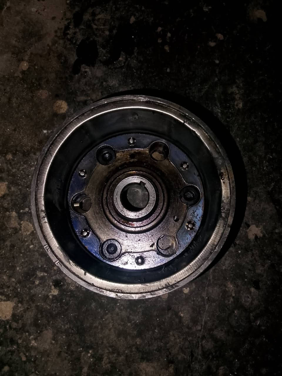 سلام عليكم تفصيخ هارلي ستد ببر شلعه وحده مكاني بغداد الشعله اتصال ***********
