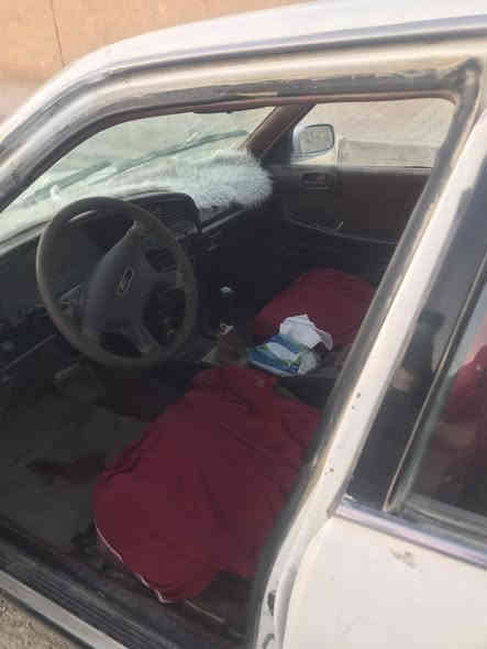 سلام عليكم للبيع سيدانى موديل ١٩٩٢ للستفسار *********** بدون واتساب سعر ٢٠ روقه بيهه مجال
