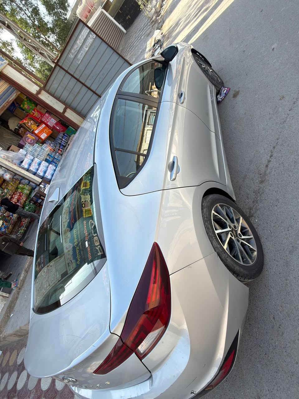 النترا للبيع موديل 2020 
وارد كندي الحادث فقط البنيد وراجع نفسه مصبوغ  سونار موجود
السيارة ماشية 77 الف كيلومتر
مكينة 2000 دوش 
كير AT
شاشة اندرويد
فول تحكمات ستيرن 
شاشة اعطال
مانع انزلاق 
ونقطه عمياء واشارات بالمري
ورادارت وكاميرا دوارة
دوشمة جلد
تدفئة كشنات الاماميه
تدفئة ستيرن
مودات قيادة ومثبت سرعه
ويل 17
لايت عدسه زنون
رقم بغداد الجديد وسنويه بأسمي
سعر 143$ وبيها مجال
مكاني بغداد الرصافه
رقم ‭0771 002 5600‬
***********
