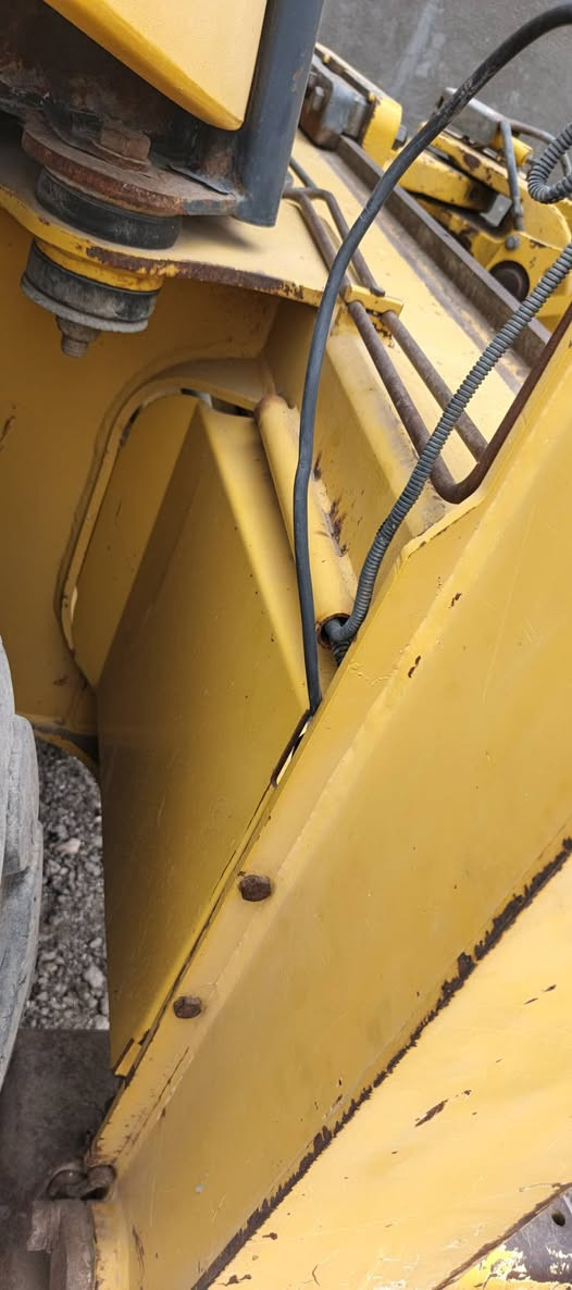 حفاره كوماتسو موديل  2007 رقم بابل سنويه مجدد حفاره جاهزه فقط بيه ضعف  بل حركات سعر ١٢٥ ورقه بيع مستعجل
***********
***********
