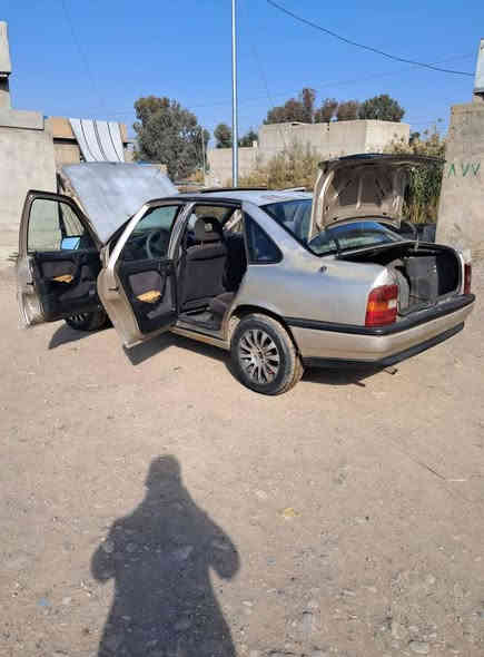 اوبل فكترا حجم ٢٠ موديل ٩٢بدون ضرر بدون صبغ بيها تقحيل .مكينة وكير شرط الدوسات رايدلها تصليح.سيارة بعدها بلاد.سنوية عظم لل٢٩ .السعر٤٠ وبيها مجال قليل.اتصال ***********
