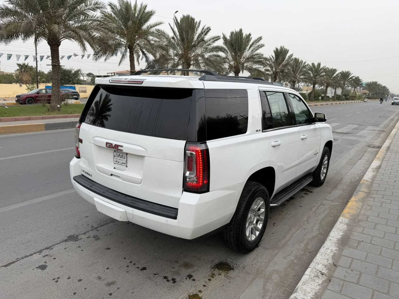 سلام وعليكم عدي جمسي يوكن موديل 2018 ابيض دخول جديد بعده فحص مؤقت داخله كتاب ضباط موصفات sle ويل 18 كامري خلفيه حساسات كشنات جلد شباك دنلي موصفاته عاديه حادثه جاملغ امامي موضوح بالصوره السعر 310 وبيه مجال بسيط اعتذر من المراوس بيع فقط الهاتف ***********
