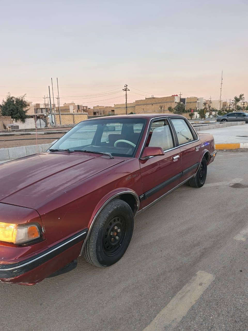 سلام عليكم اولدز موديل ٩٠ سياره مكفوله من الضربه بيه جراد بسيط بلقماره والبنيد والجنطه وبيه بخار بسيط بلمكينه بدون تنقيص رقم بغداد مشروع وطني تحويل ثاني يومو
 السعر ٣٣ ورقه وبيه مجال الاستفسار ع الرقم  ***********
