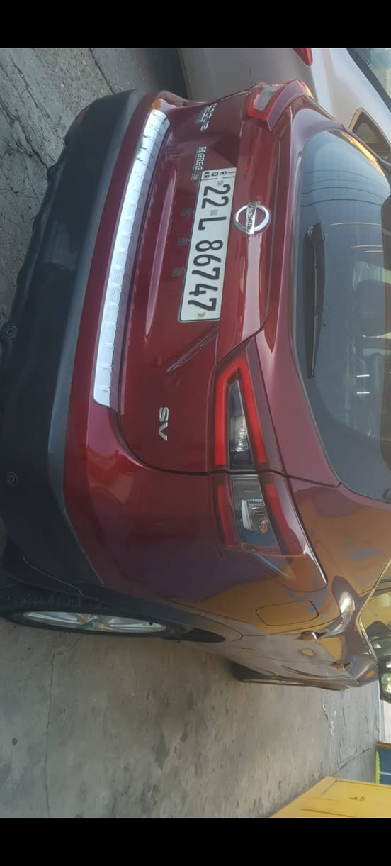 سه ياره كه دوو پارچه ى ره شه بونيتو چاملغى لايسه كنى شانسى به شه رته په ره ده ى لاى سه كنى ته قيوه سه ياره كه فوله به س سلايت نييه موو ديلى 2022 ژماره ته له فون . ***********سه نه وي نوييه له گه ل ره قه م أربيل, العراق
