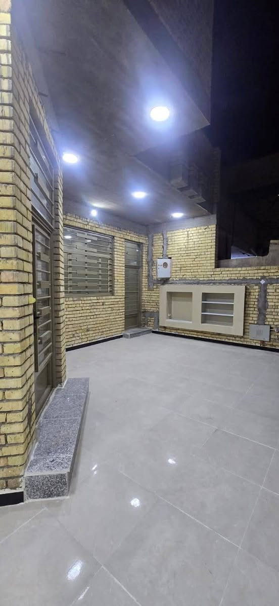 دار البــــــــيـــــع ألمـــــســـــاحـــــه 200 متر منطقة نهاوند الثالثه قريب عل مدارس بناء حديث 2025 مسلح كونكريت خدمات كامله  جاهز السكن الستفسار تصال بصاحب العقار ***********
