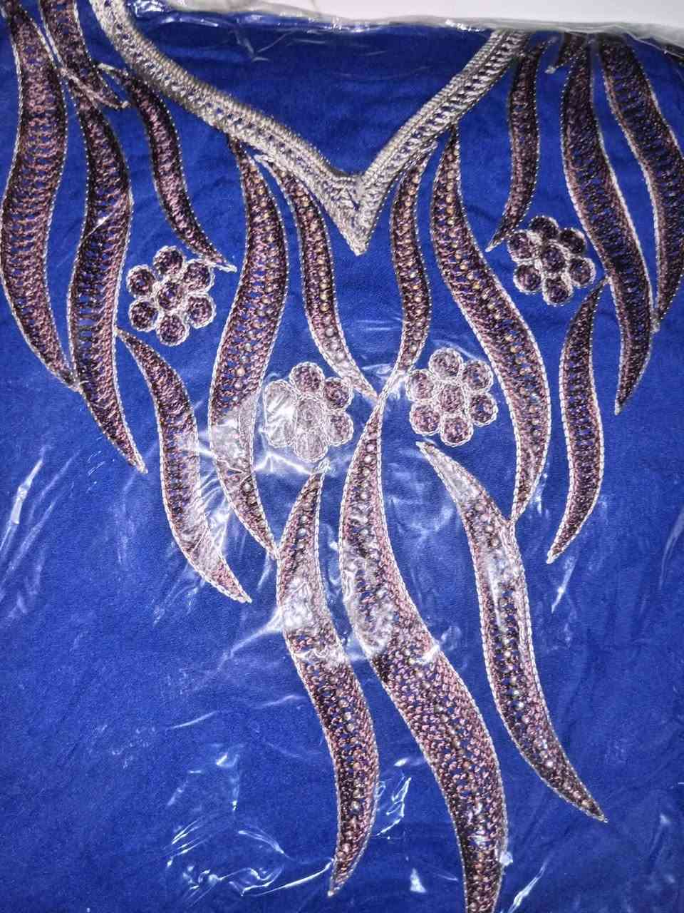 وصلت دشاديش كشمير
القياسات من لارج  ل ٢أكس لارج  الالوان المعروضه كلها متوفره  
نقشتين   توجد خدمة توصيل


**إذا كنت صاحب هذا الإعلان وتريد حذفه لأي سبب، رجاءا أرسل رسالة إلى الدعم الفني**