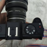 كامرة 4K • جديدة • مع ملحقات