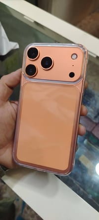 آيفون XR • مقفل • بطارية مبدلة