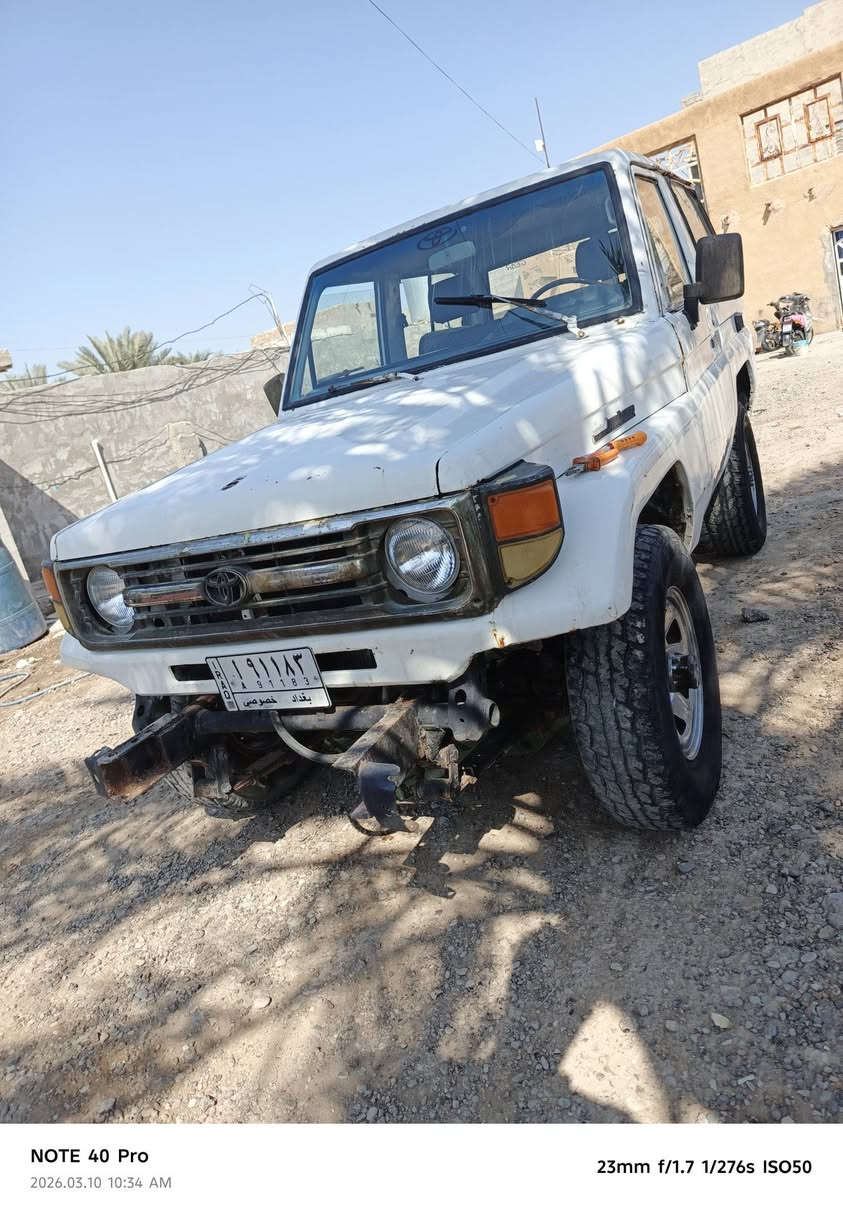 سلام عليكم لاندكروز موديل 89محرك 2f لا بخار ولا تنقيص   فور ويل شغال  حداديتها نضيفه  رقم بغداد  شرط تحويل  سنويه صاقطه صار 10ايام  عارضها 43وبيها مجال  مكاني بغداد ***********
