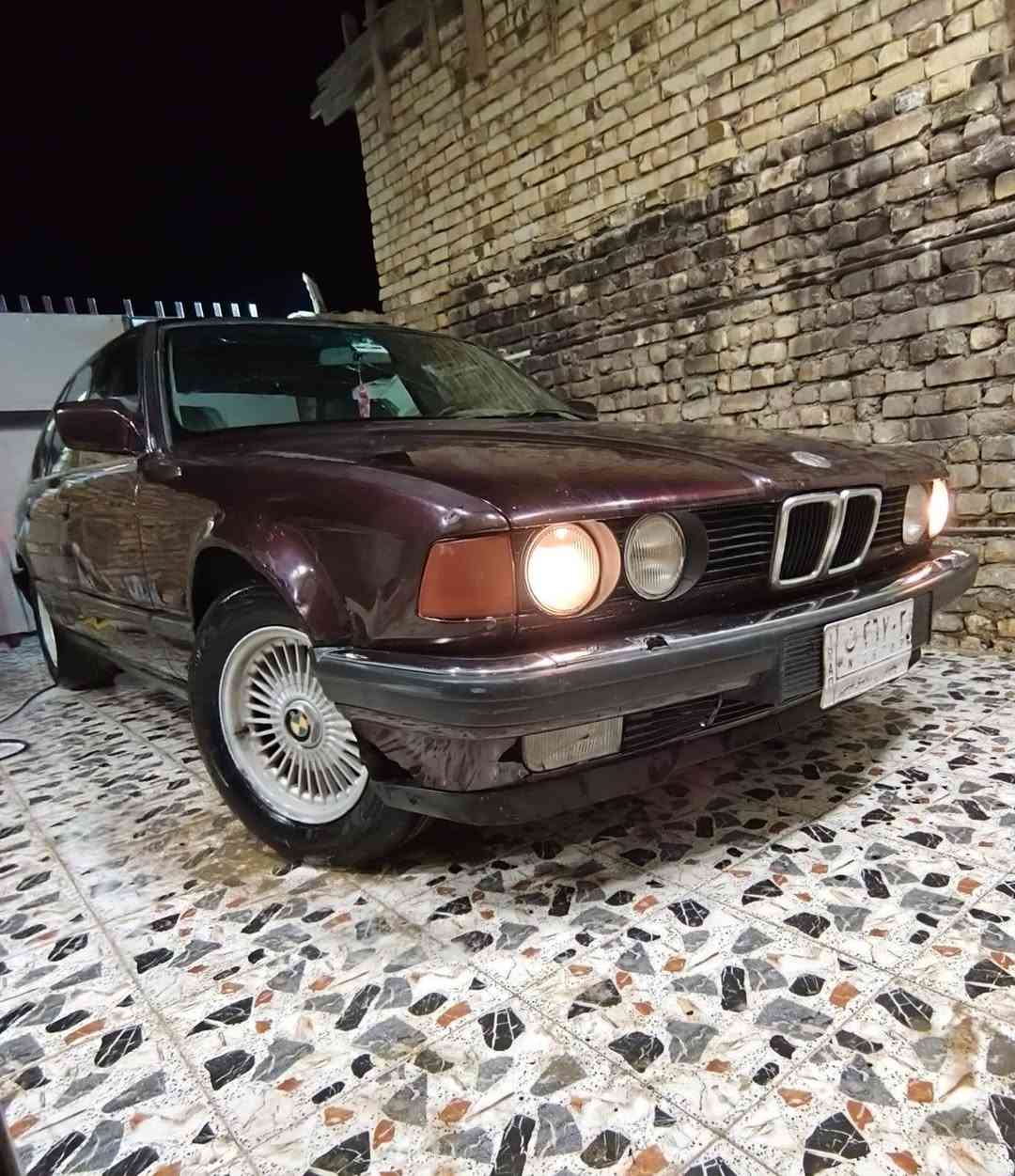 السلام عليكم bmw٧٣٥ اصل ٧٣٠ رقم بغداد انكليزي بأسمي البارحه محولها ومصفرها مكينه كير كفاله غرفه عسلي حلوه كهربائيات كله شغال تبريدهه Acومروحه وفان كله شغال بعد تنضغط فحصته الغاز مابيها من اخذتهه هذا وضعه صدرها الامامي تعبان وصبغتهه مو حلوه عضمهه كلش حلو وعدل سعرهه ٣٨ وبيهه مجال قليل حگ جيه مكاني كوت ***********
