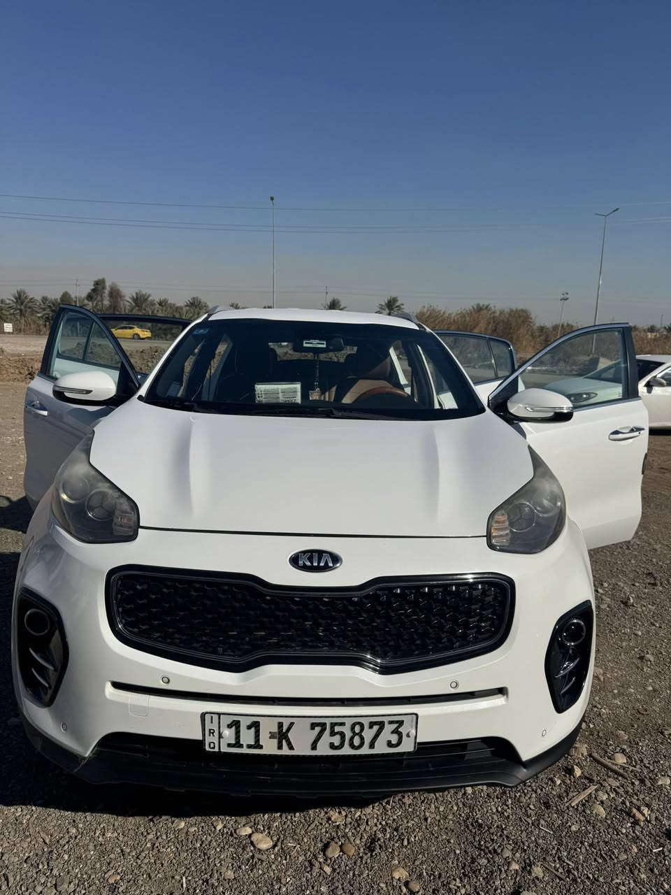 السلام عليكم سبورتج خليجي 2017جاملغ امامي صفحت السايق مبدل مؤسساواقل الشبر بلباب بارد مال السايق والباقي كفاله سونارها موجود مكينه2000دوش مكينه گير  حداديه كفاله فول مواصفات ماعدا الفتحه بصمه اشاره بلمري كشنات كهربائي السياره خير من الله سنويه بسمي لل٣٠شرط التحويل رقم بغداد الدولي السعر180بيها مجال*********** اني خادم للطيبين
