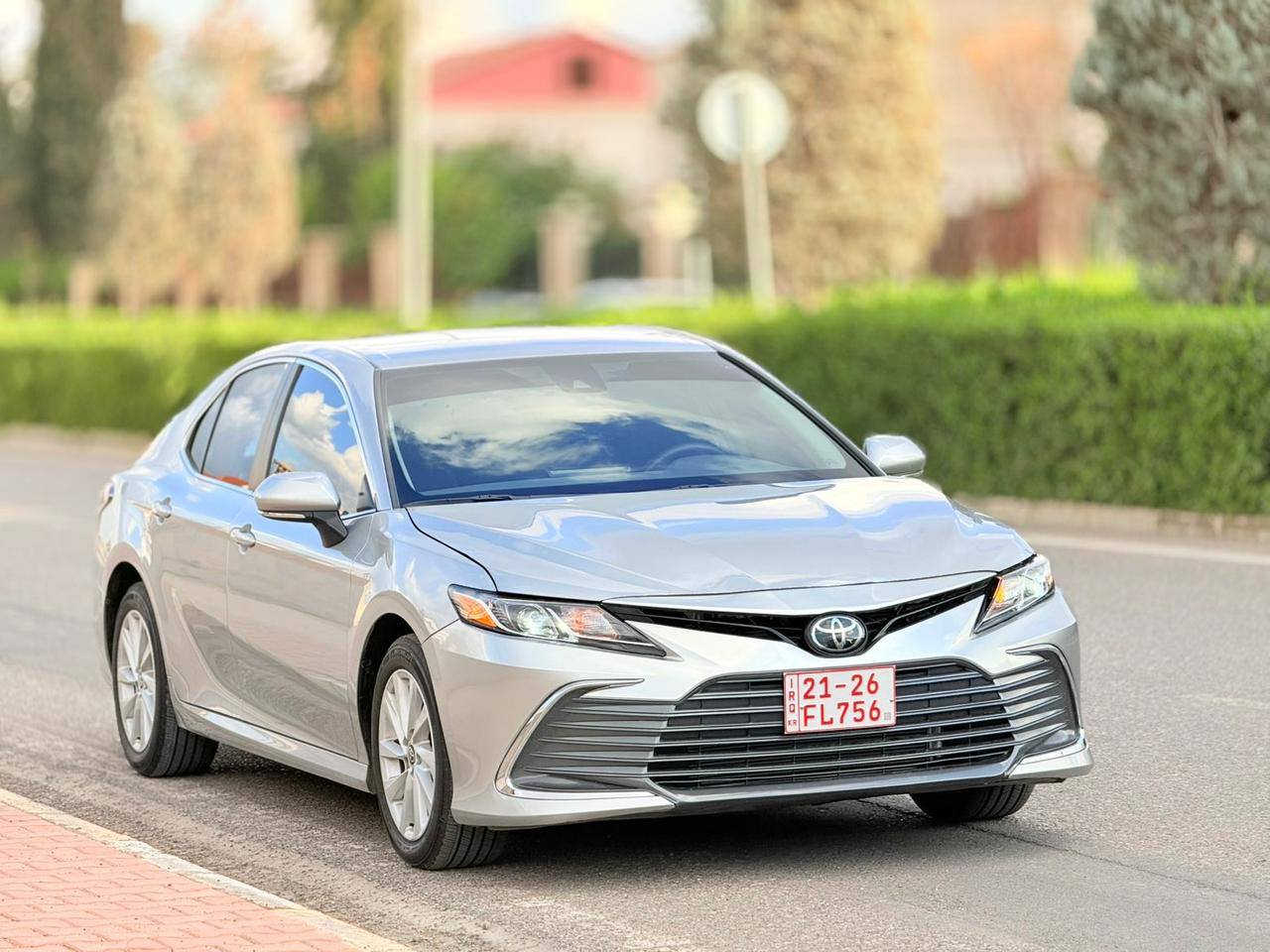 موديل 2024 كامري للبيع بسعر 188$ ثلاث قطع كلير امريكي فقط بدون دواخل بدون ارباگ سياره جديده يرهم مقدمه الباقي مده  يوجد جميع انواع السيارات بل قسط بل مده مقدما تبدا من 70$ ورقه وما فوق حسب نوع السياره ولموديل وسعر يعني اكو مقدمه 70 اكو مقدمه 100 اكو 80 حسب السياره الي تريدها وسعرها مكاني اربيل الاتصال على ***********
