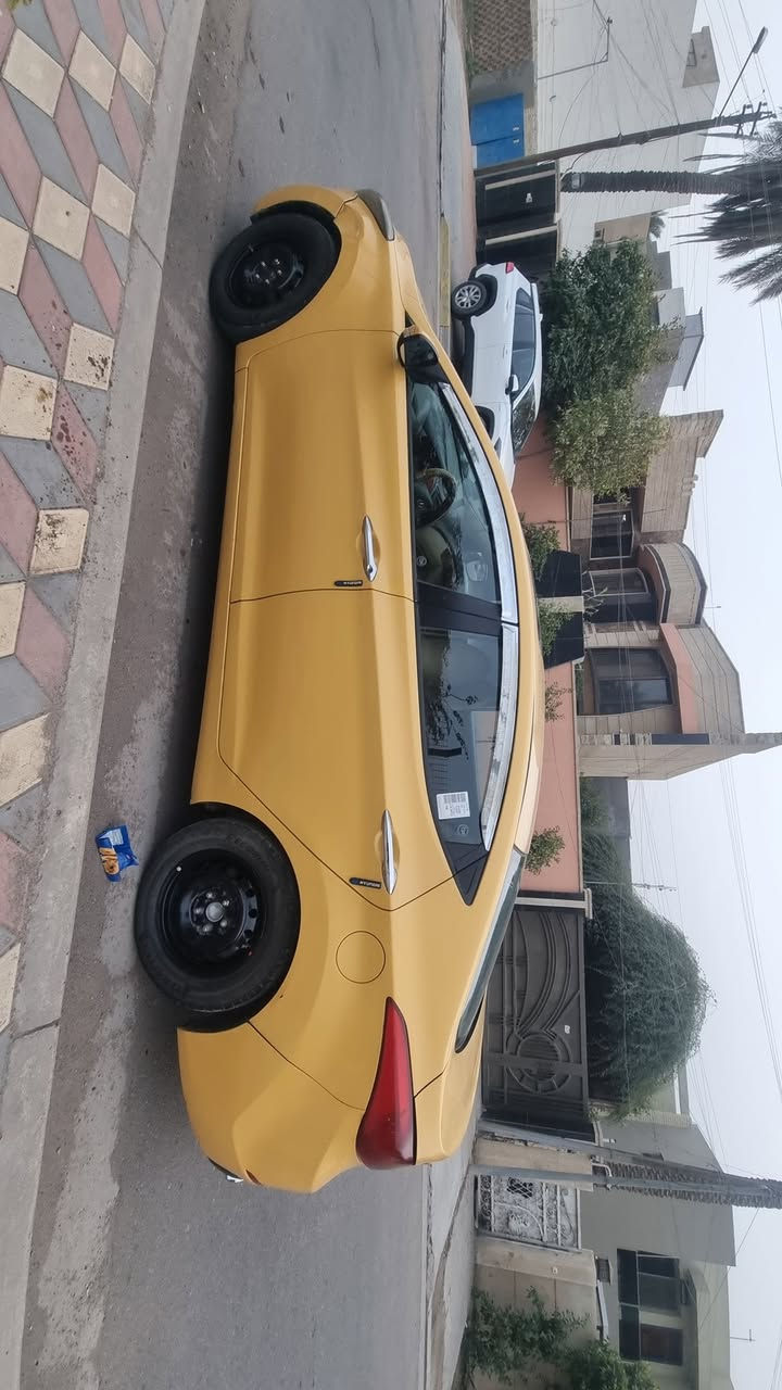 سلام عليكم 
النترا خليجي صفره موديل 2014
فول مواصفات عدا البصمة 
فتحه 
اشاير بل مري 
مري شفط 
مكينه 1800دوش 
تبريد تدفئ شغالات 
تحكمات ستيرن
رقم بغداد انكليزي بسمي 
مصفره غرامات وهيئه 
108 وبيها مجال 
مكاني بغداد 
رقمي ***********
مامتواجد على فيس
